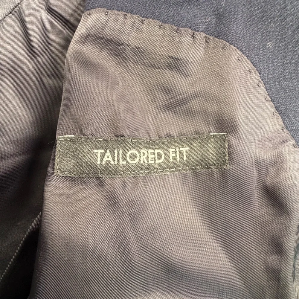 Jos A Bank Blazer Mens 41R Navy Blue Wool Signature Tailored Fit Gold Buttons